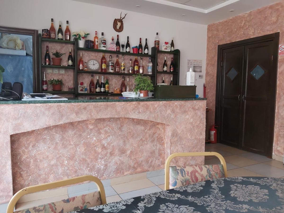 Hotel River Targu Jiu Luaran gambar