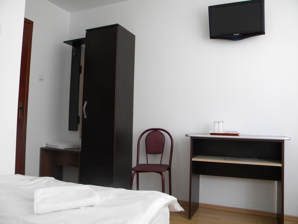 Hotel River Targu Jiu Luaran gambar